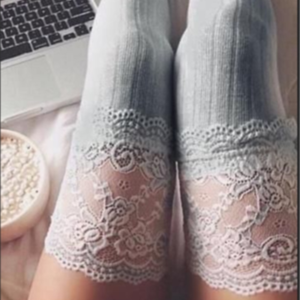 🖤Gray Skies🖤 Lace Knee High Ribbed Socks - Picture 1 of 6